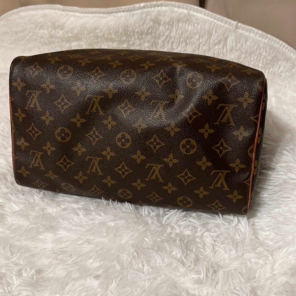 Authentic Louis Vuitton Speedy 30 - Picture 6 of 12
